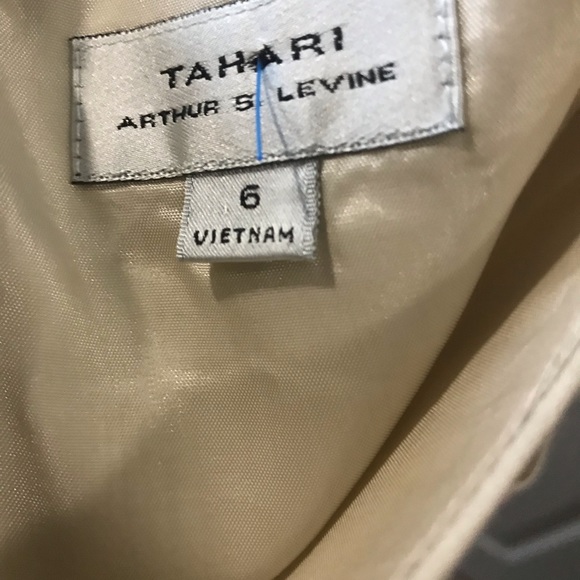 TAHARI dress - Picture 2 of 2